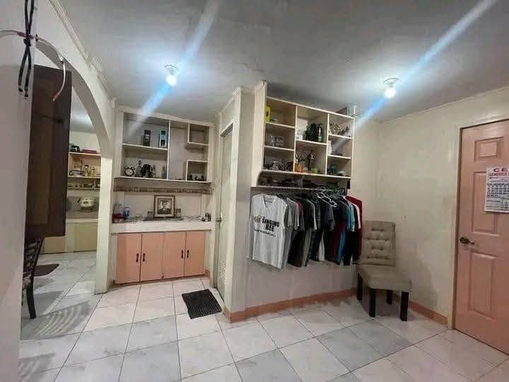 New Listing! - photo 2