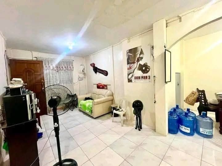 New Listing! - photo 3