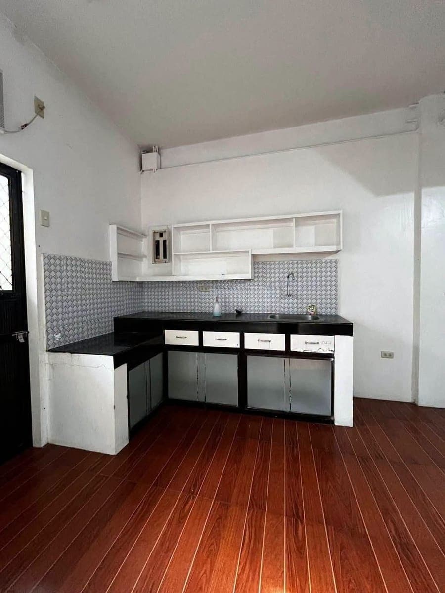 🏡Dona Luisa apartment for RENT (WALKING DISTANCE TO SM CITY Ecoland) - photo 2