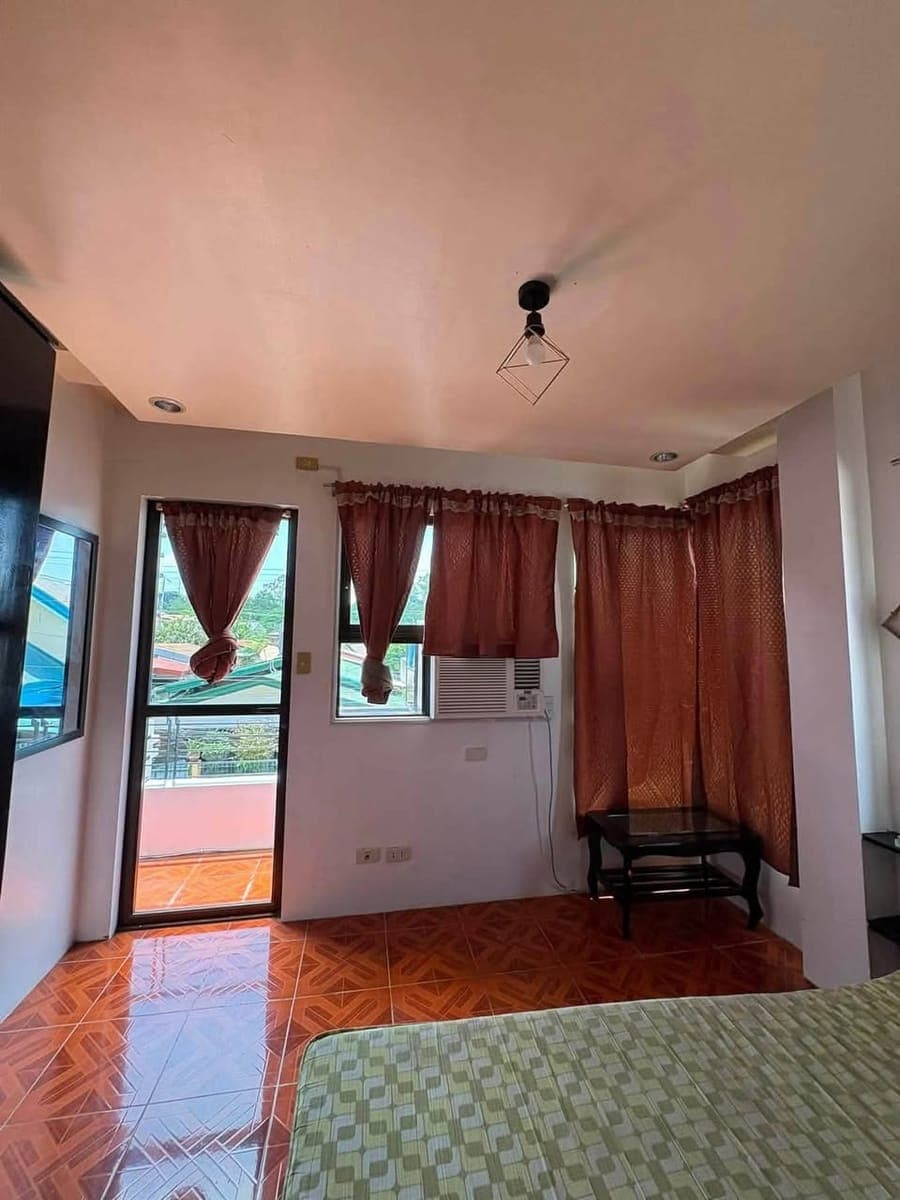 🏡 𝐒𝐄𝐌𝐈-𝐅𝐔𝐑𝐍𝐈𝐒𝐇𝐄𝐃 𝐓𝐎𝐖𝐍𝐇𝐎𝐔𝐒𝐄 𝐅𝐎𝐑 𝐑𝐄𝐍𝐓 | 𝐃𝐀𝐕𝐀𝐎 𝐂𝐈𝐓𝐘 🏘️✨ - photo 2
