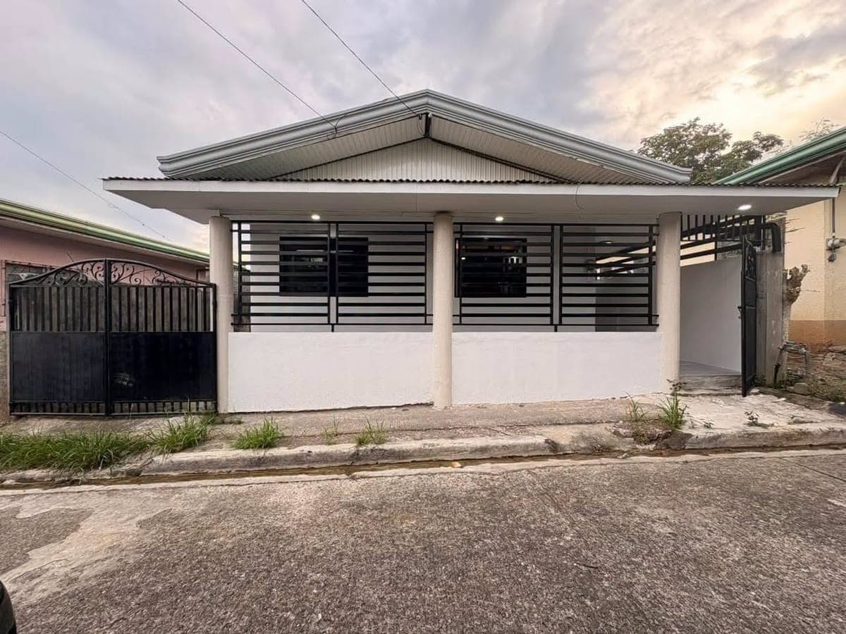 🏡 House for Rent - photo 1