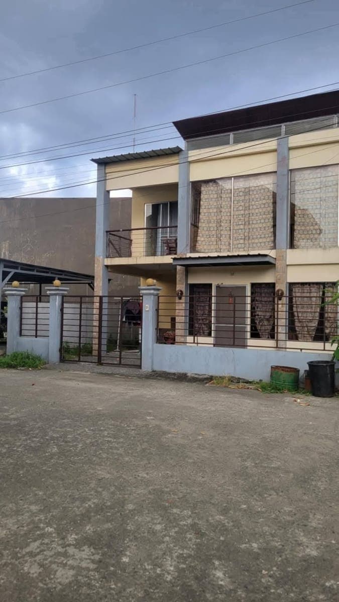 House and Lot for Sale or For Rent @ Salcedo Village Maa Davao City near downtown, - photo 1