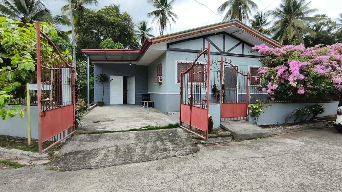 🏡 Bungalow House for Rent ‼️ - photo 1