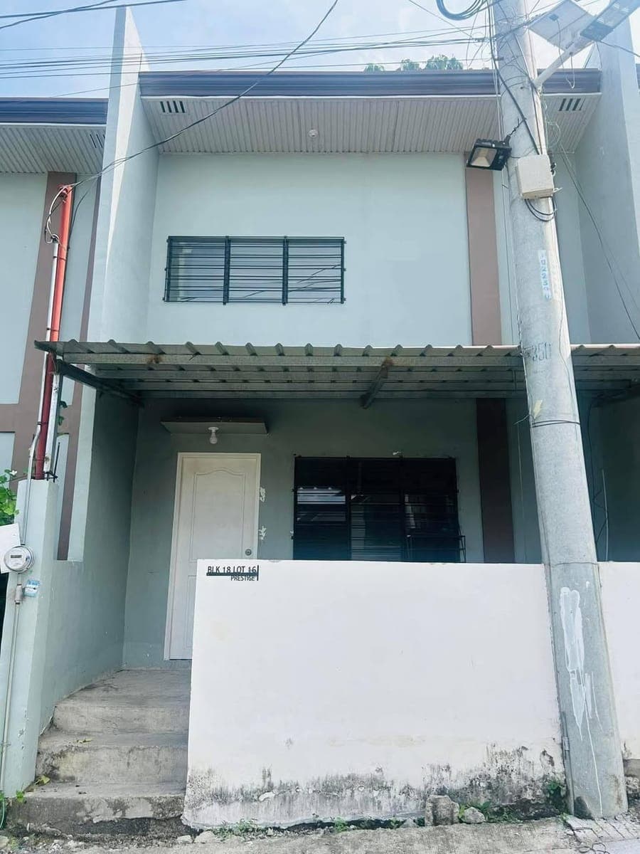 House for rent - photo 1