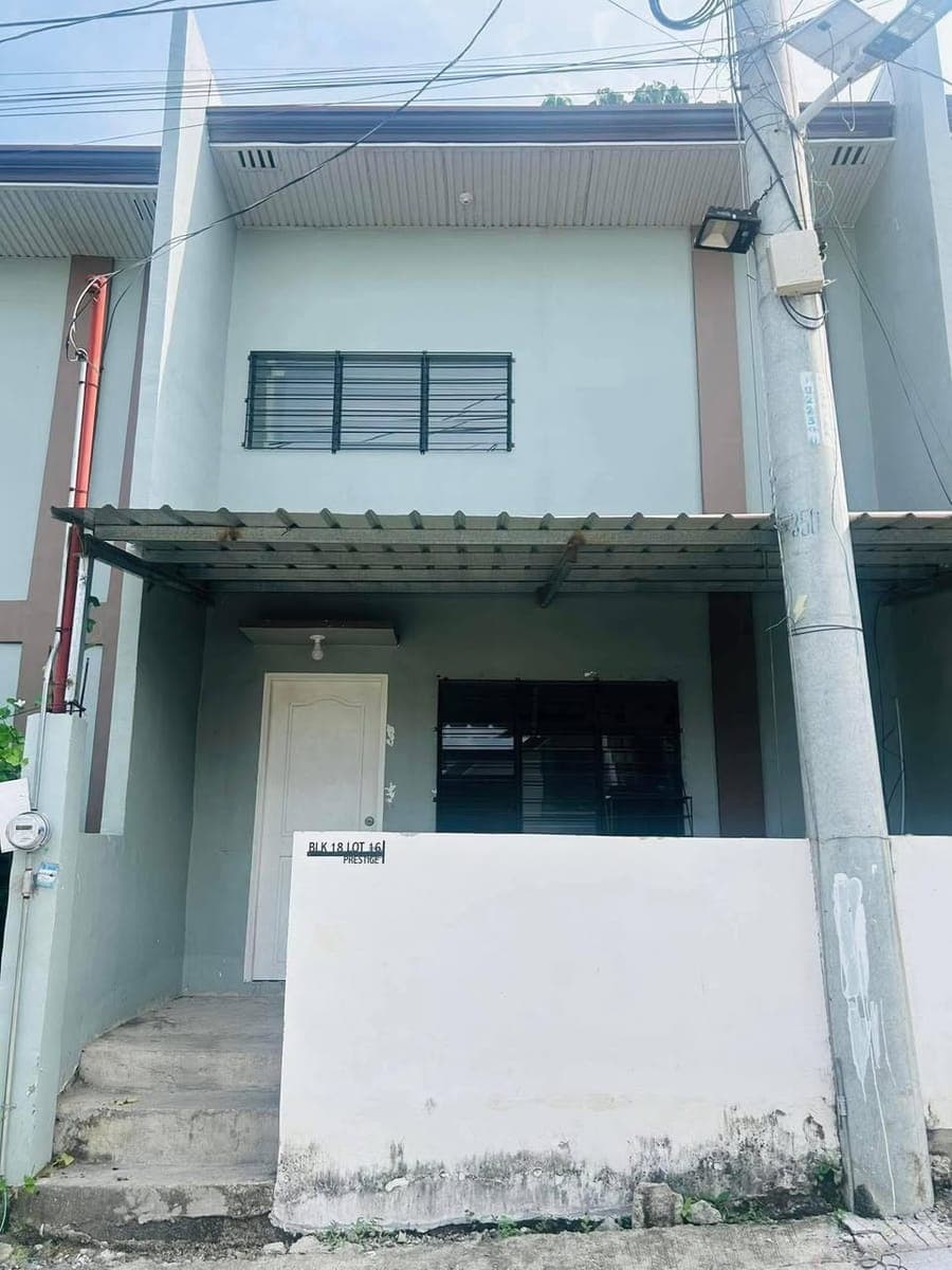 House for rent - photo 1