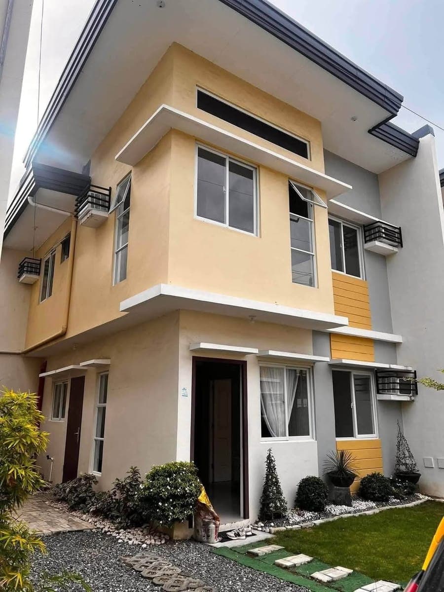 🏡 FOR RENT | Spacious 4-Bedroom House in Diamond Heights Subdivision, Davao City - photo 1