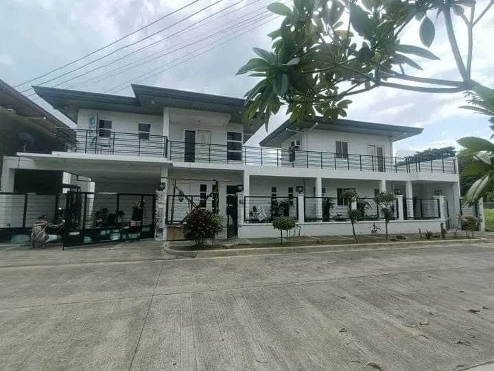 New Listing - photo 1