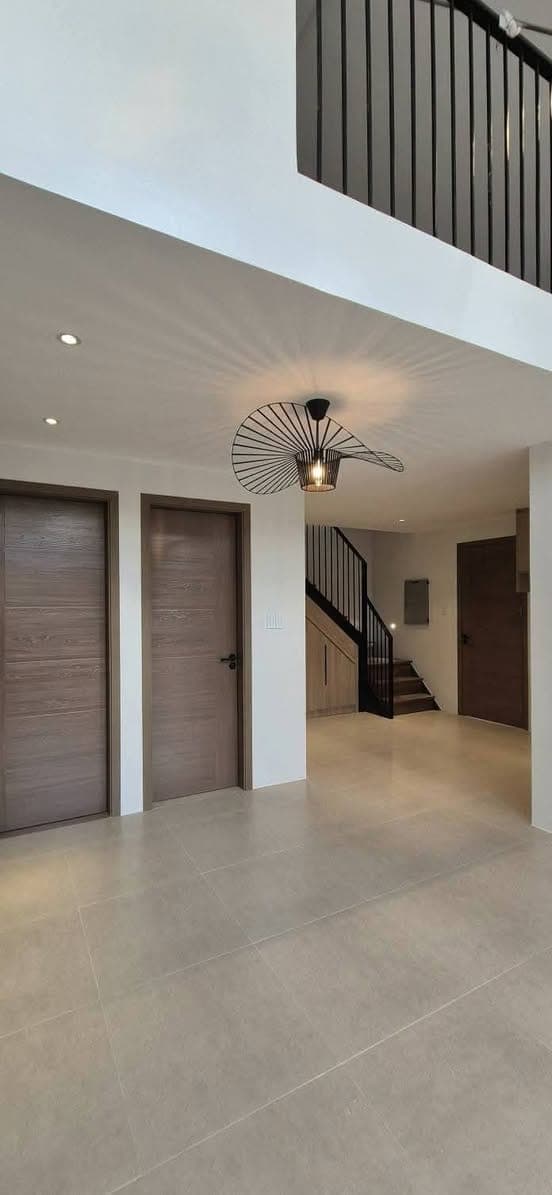 New Listing - photo 2