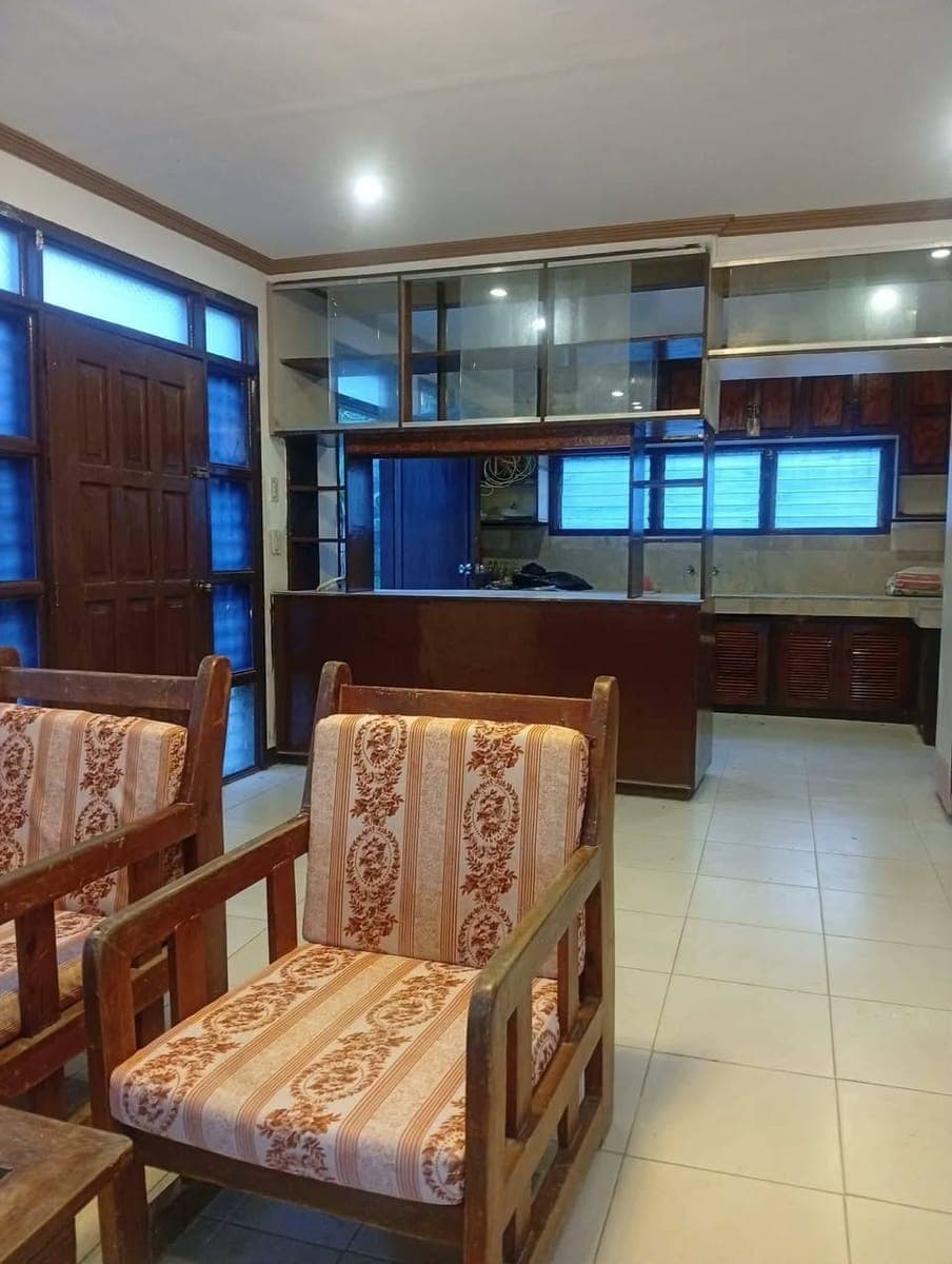 🧧2 STORY HOUSE FOR RENT🎏 - photo 1