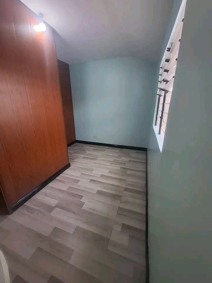 2 storey townhouse rent - photo 5