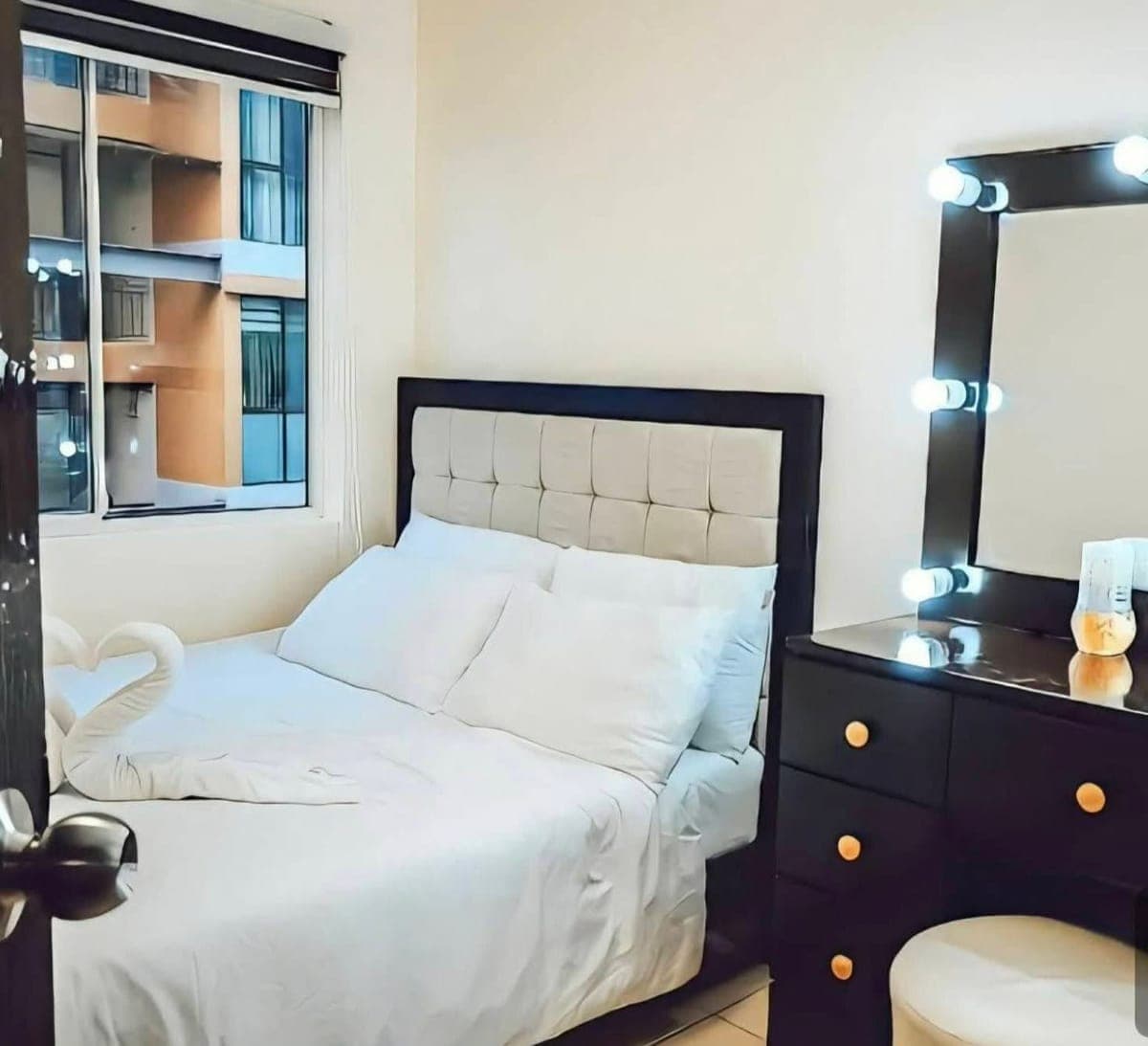 CENTRO SPATIAL – MODERN 2BR FOR RENT. WITH PARKING 32K ONLY - photo 1