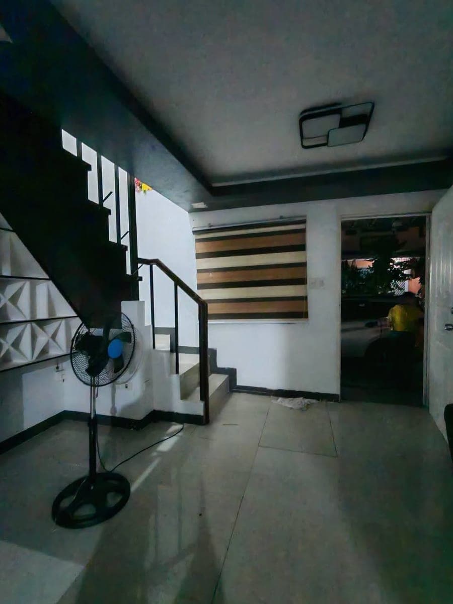 SEMI-FURNISHED HOUSE FOR RENT - photo 4