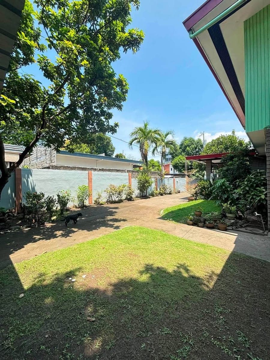 🏡✨ RARE 5-BEDROOM HOUSE FOR RENT IN JUNA SUBDIVISION, DAVAO CITY! - photo 2