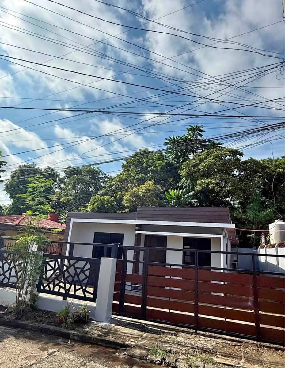 HOUSE FOR RENT 🏡 NEWLY RENOVATED HOUSE for LONG-TERM (Minimum 1 year) rent at Catalunan Grande, Davao City. - photo 1