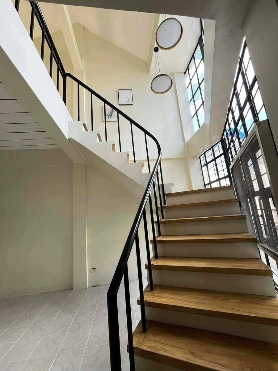 APARTMENT FOR RENT - photo 2