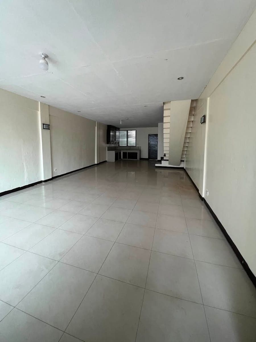 🏡 SPACIOUS APARTMENT FOR LEASE | MATINA 🏡 - photo 1