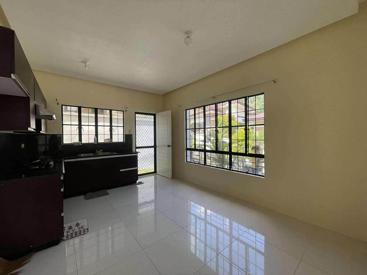 🏡 BUNGALOW HOUSE FOR RENT - photo 4