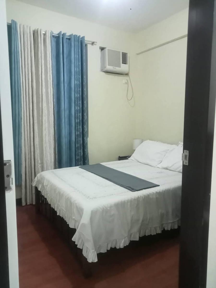 🏢 FOR RENT: 2-BEDROOM CONDO UNIT – ONLY ₱20,000/month! 🏢 - photo 2