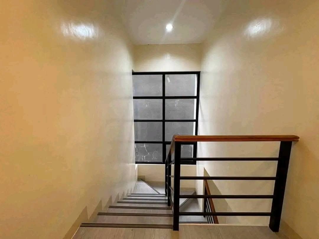 🏡VINCENT HEIGHTS LANANG HOUSE FOR RENT‼️ 4BEDROOM/4 TOILET&BATH🥰 - photo 2