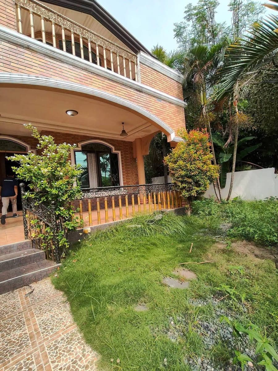 HOUSE FOR RENT - photo 1