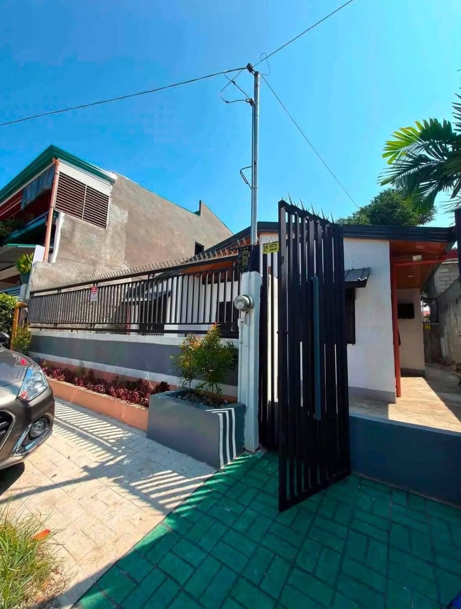 🏡 HOUSE & LOT FOR SALE / FOR RENT ‼️ - photo 1