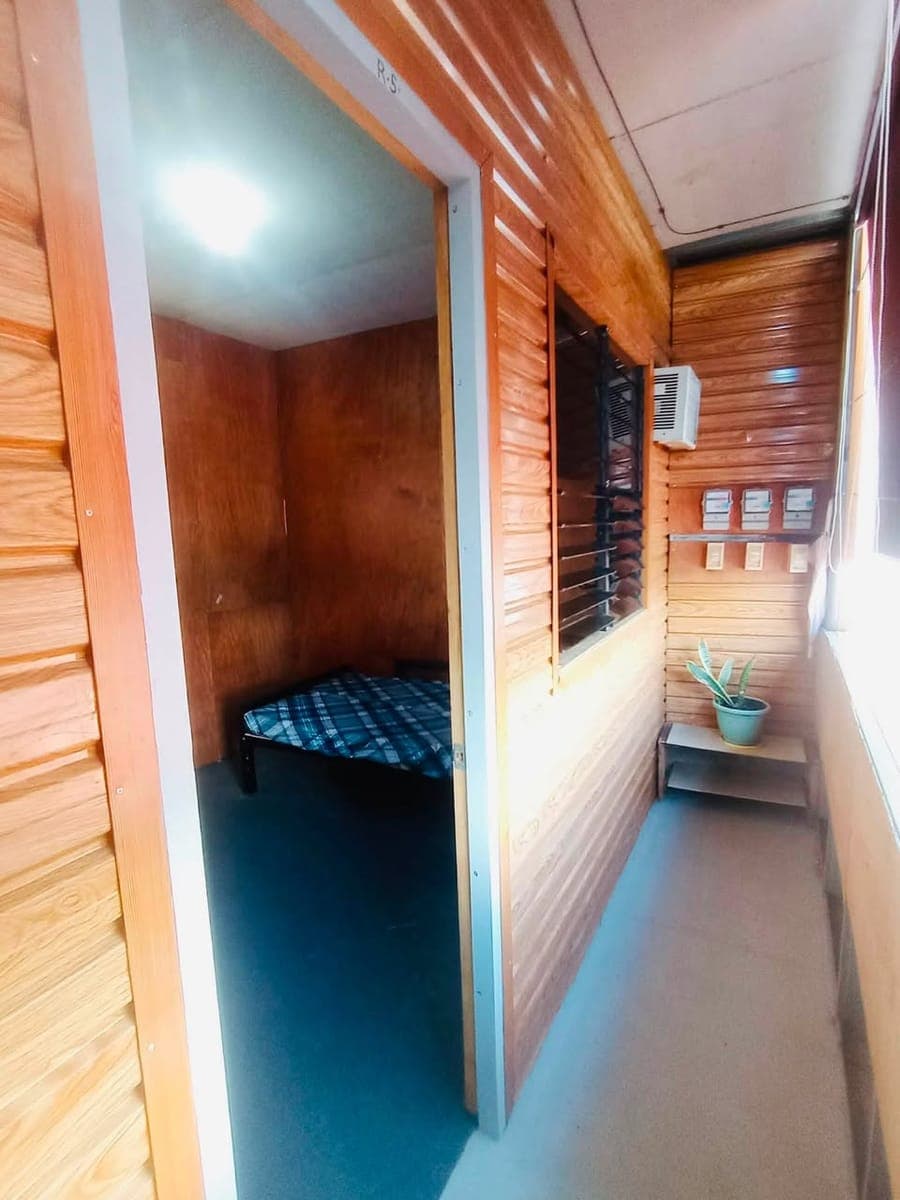 1 ROOM AVAILABLE THIS COMING SEPTEMBER 4… - photo 2