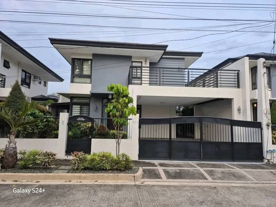 TULIP DRIVE MATINA  HOUSE FOR RENT‼️ 4BEDROOM/ 65K MONTHLY🥰 - photo 1