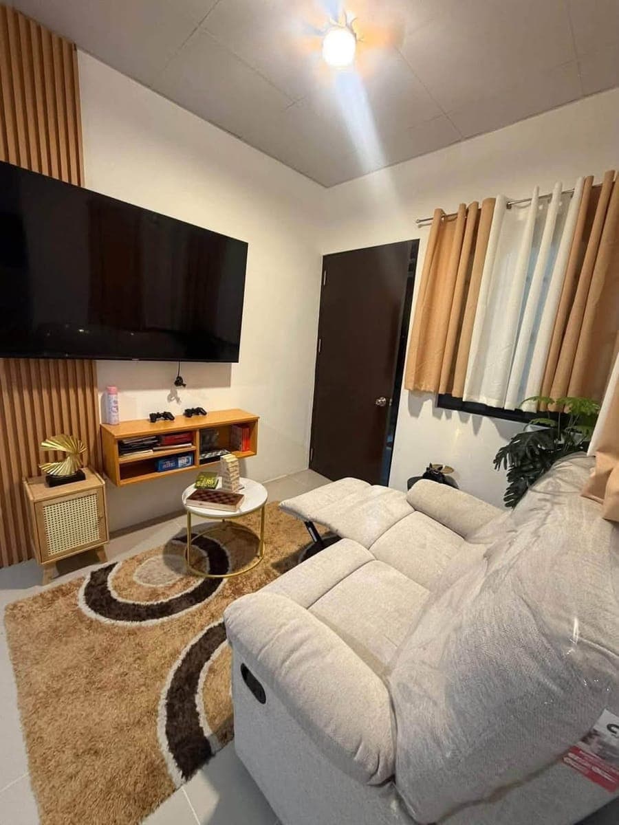 🏡 FOR RENT: Fully Furnished 2BR Corner Lot House in Narra Park Residences, Buhangin - photo 2