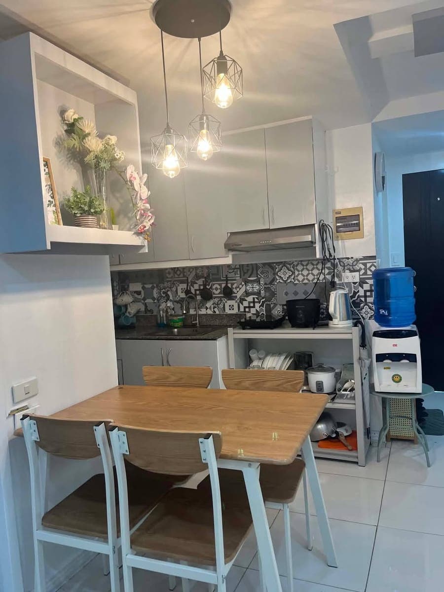 🏢 AREZZO PLACE DAVAO – 1BR Unit Available - photo 2