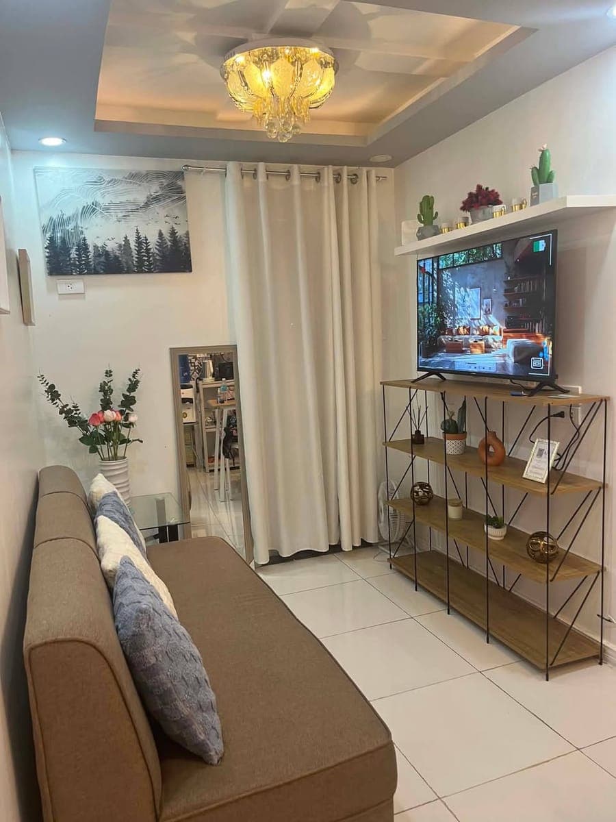 🏢 AREZZO PLACE DAVAO – 1BR Unit Available - photo 3