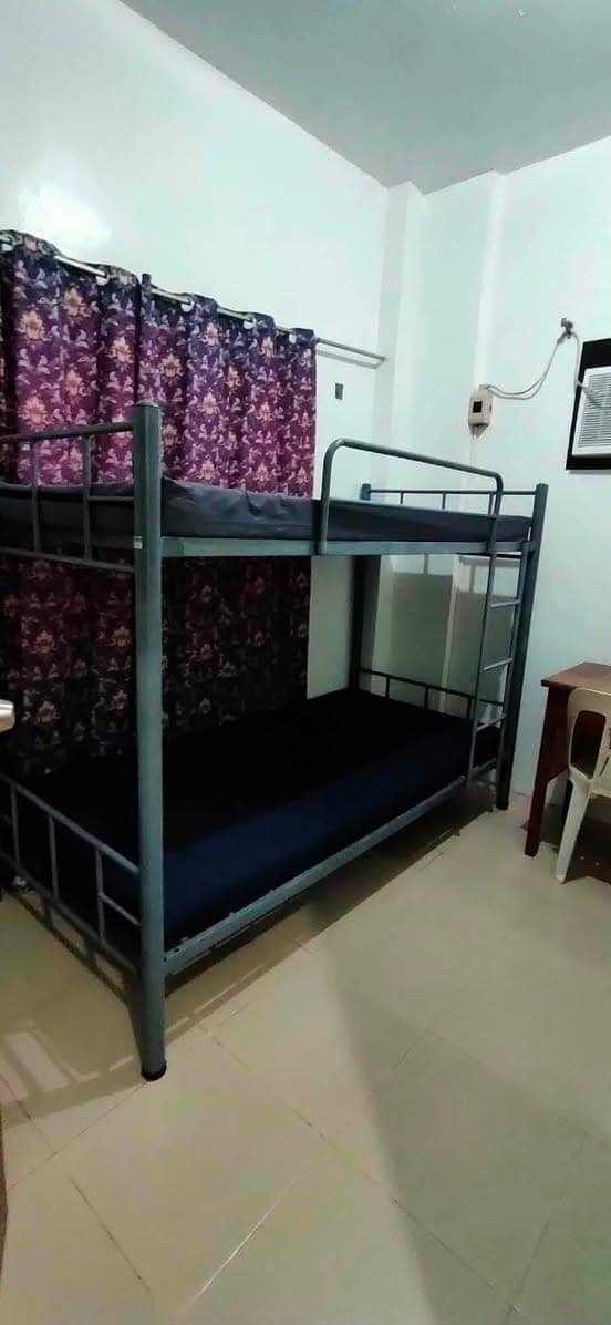 ROOM FOR RENT - photo 1