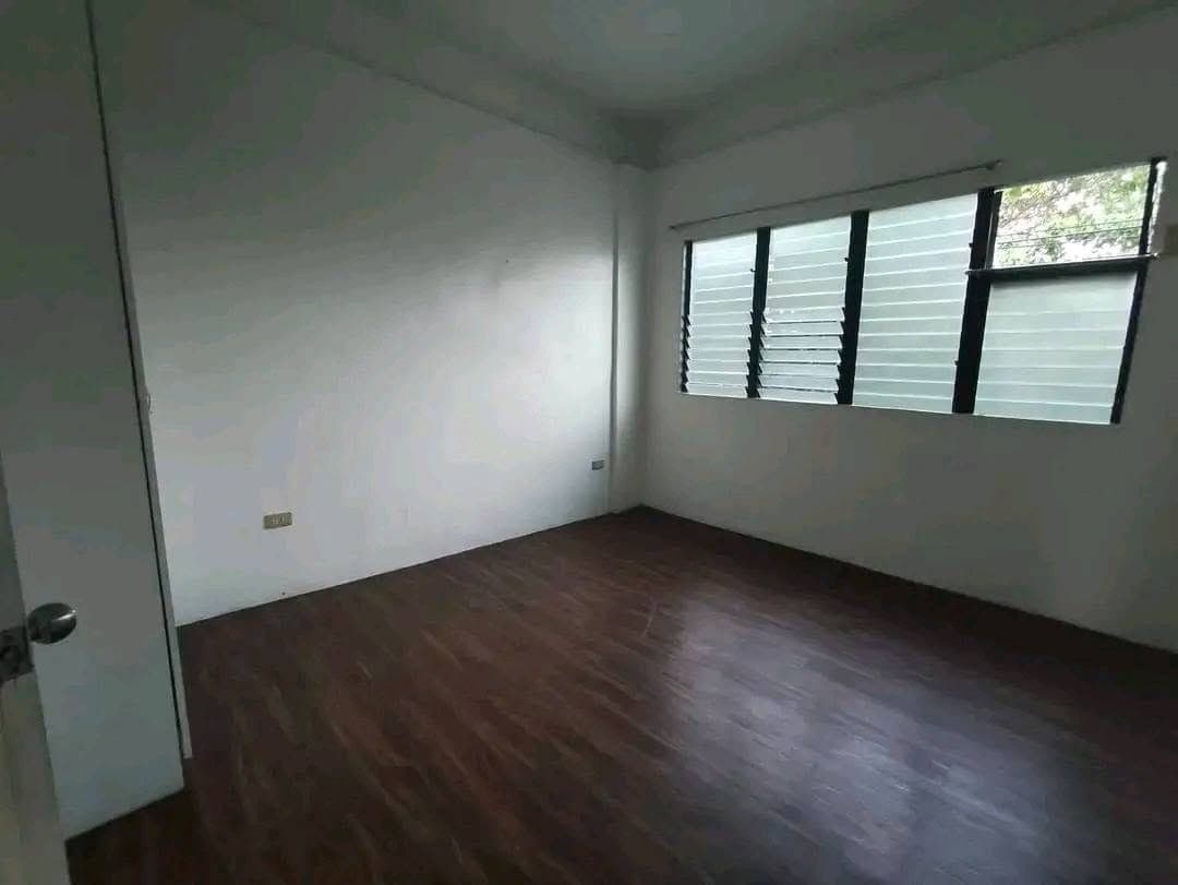 💥ECOLAND APARTMENT FOR RENT‼️‼️BARE UNIT/ PETS ALLOWED / DOUL LANG SM ECOLAND - photo 3