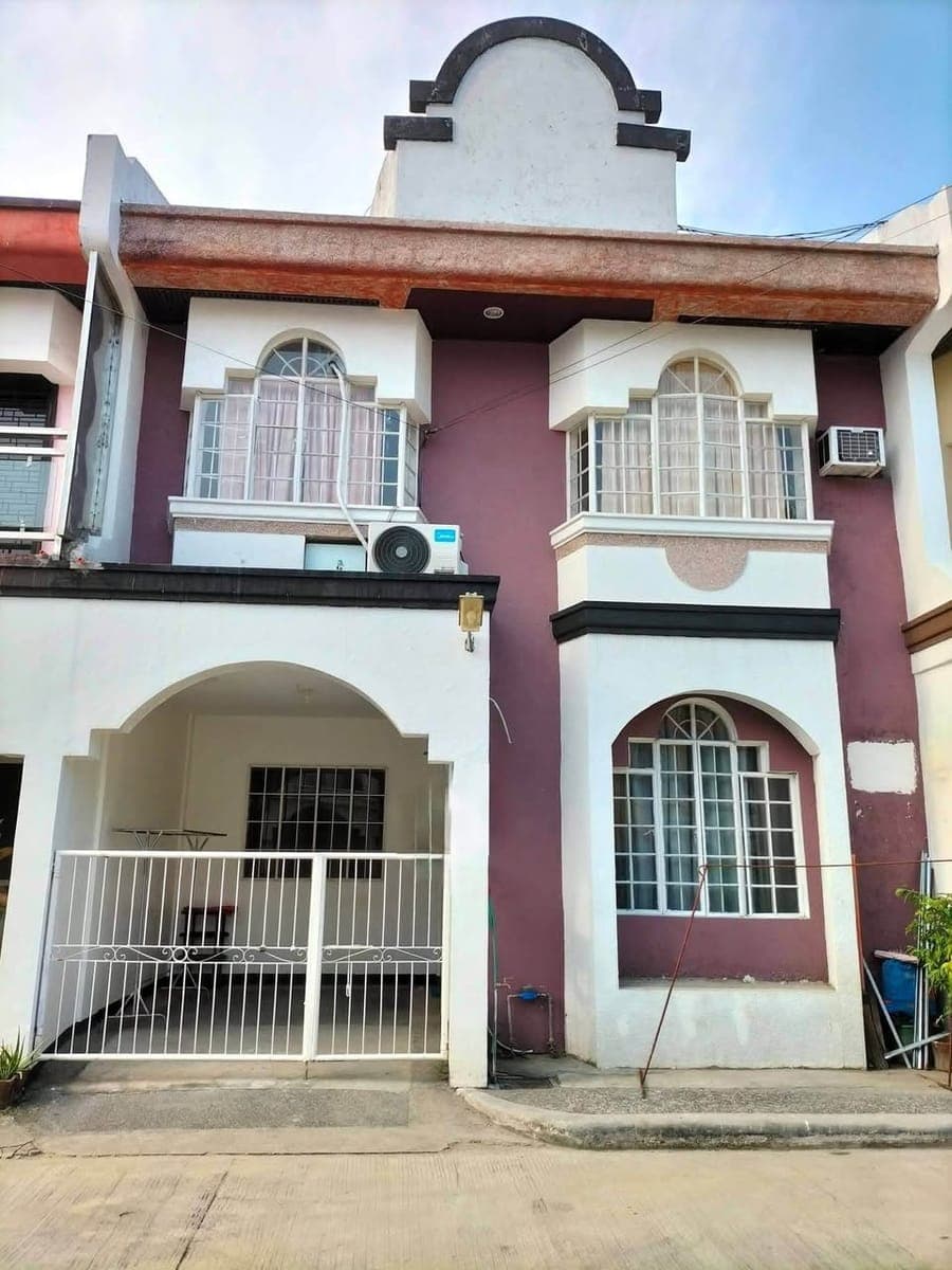 FOR RENT APARTMENT/TOWNHOUSE - photo 2