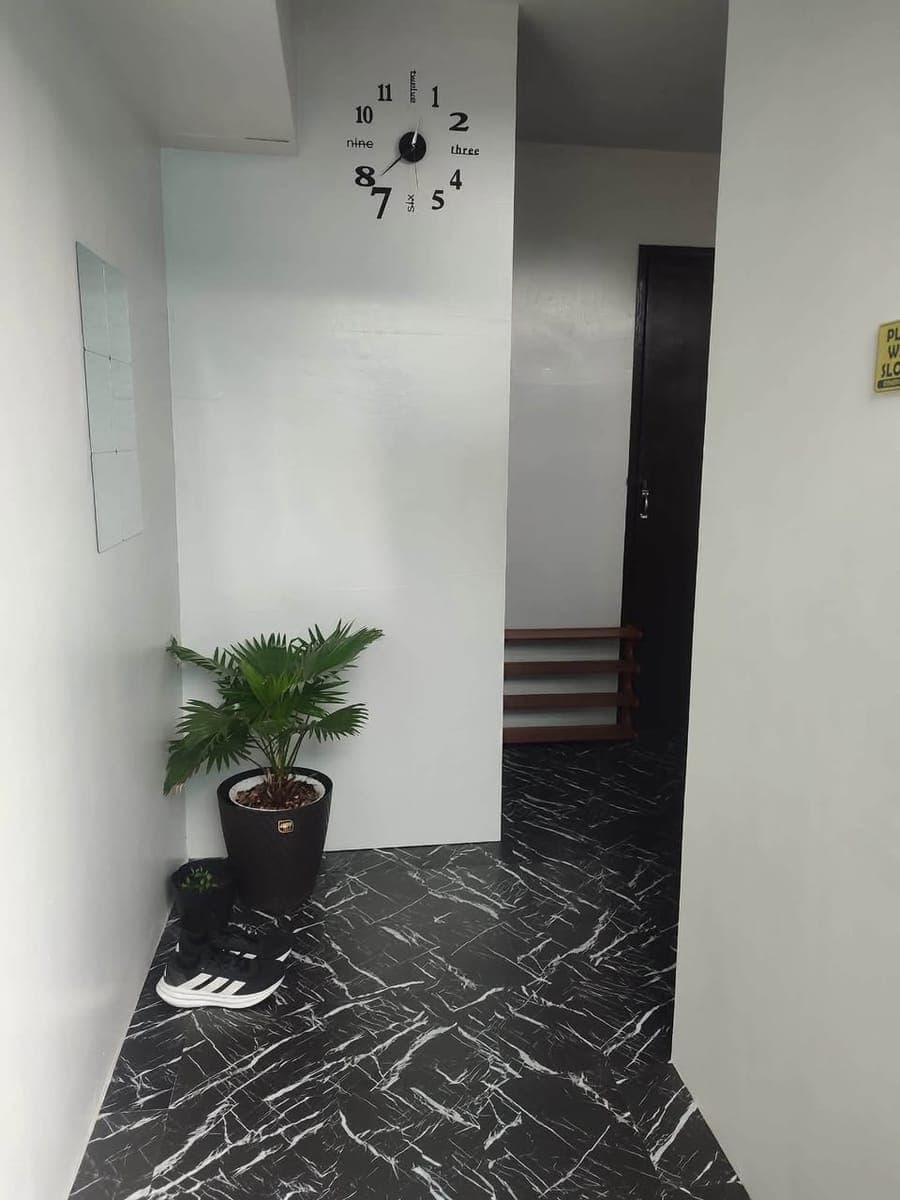 Available Room Now!!! - photo 1