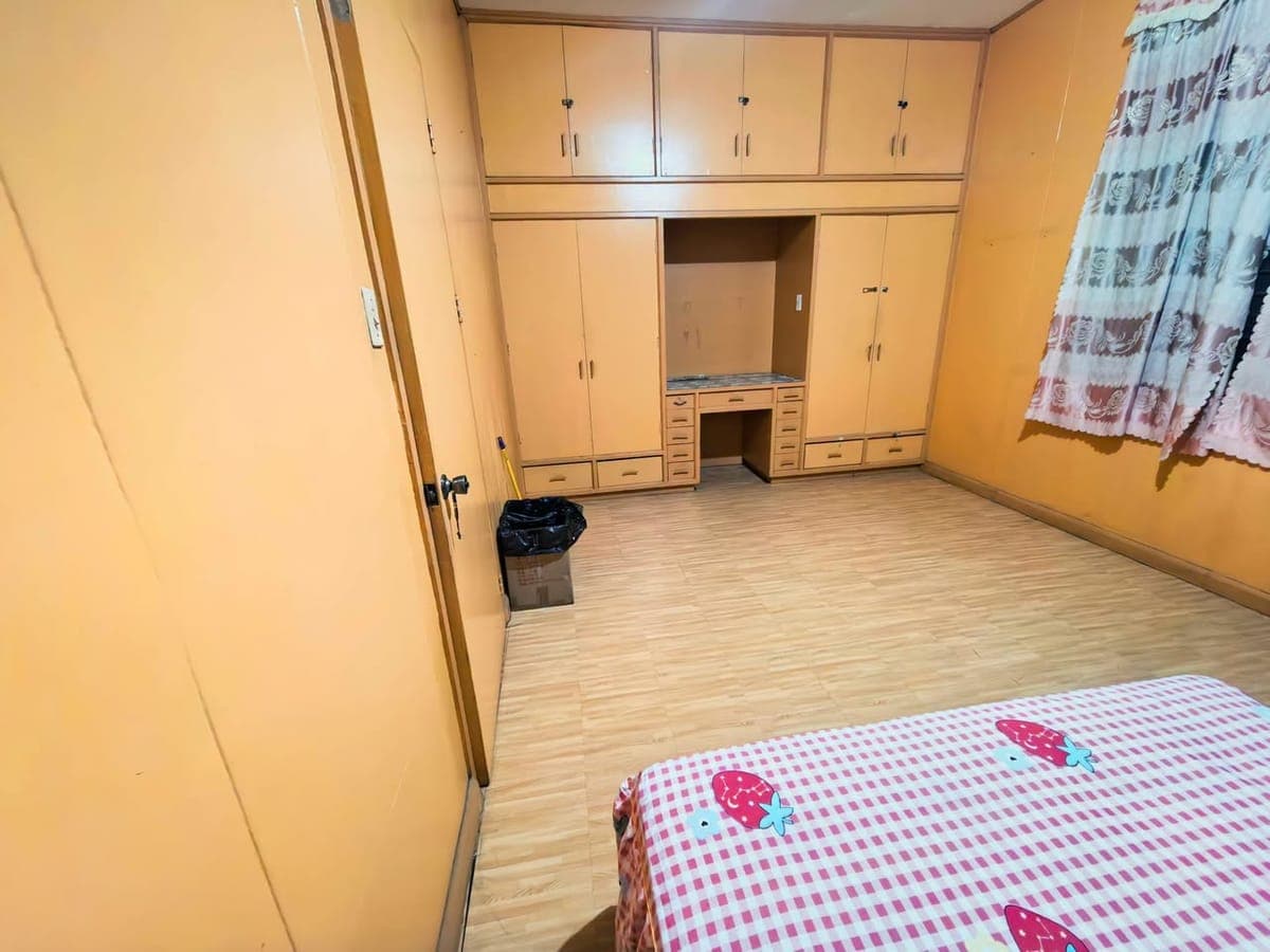 Large Room For Rent - photo 4