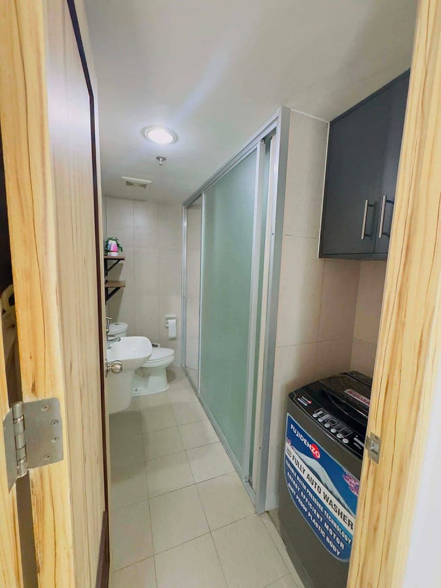 INSPIRIA 1BR FOR RENT LONG-TERM 45K MONTHLY (SAMAL VIEW) - photo 4