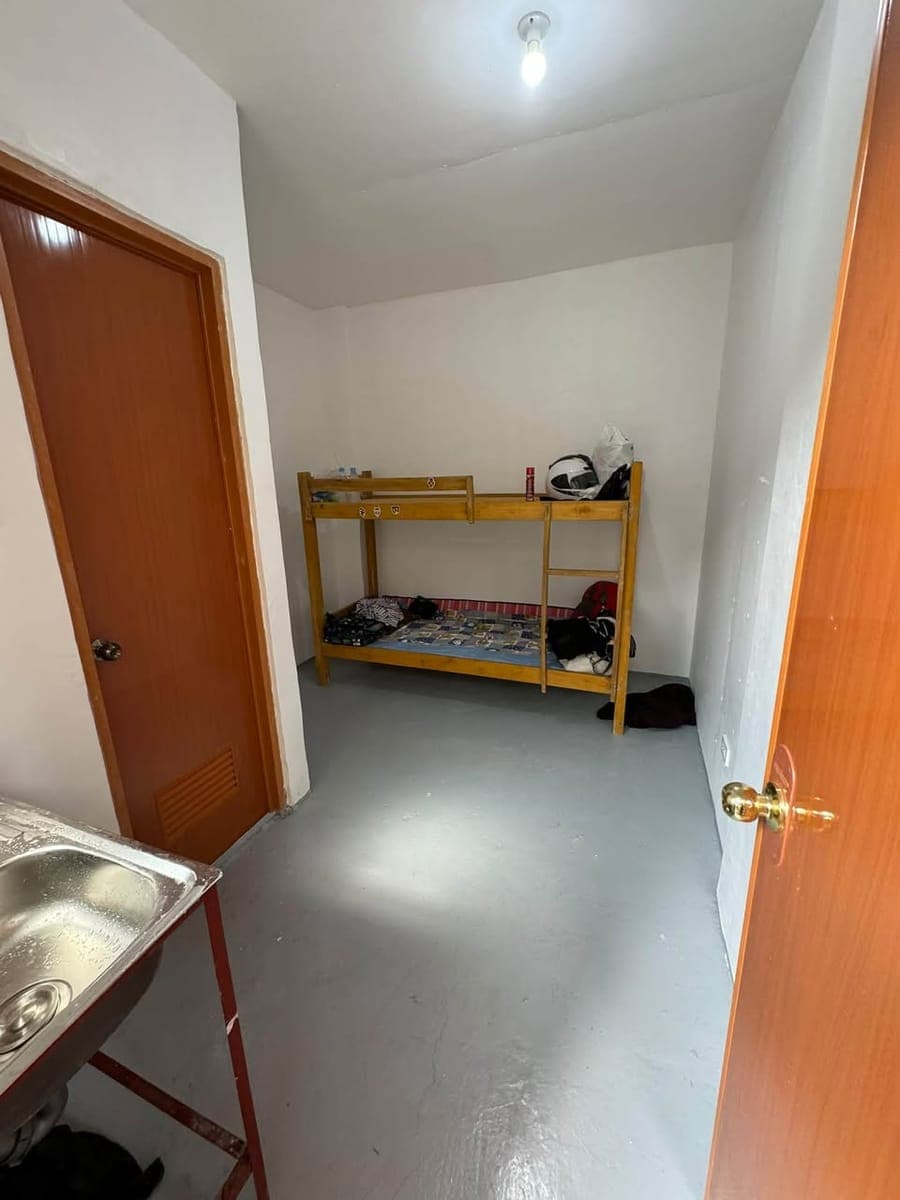 SOLO ROOM FOR RENT: - photo 1