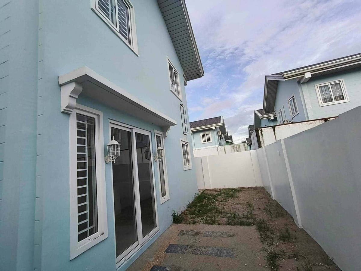 House for Rent new repaint - photo 13