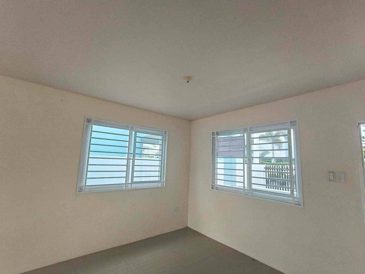 House for Rent new repaint - photo 7