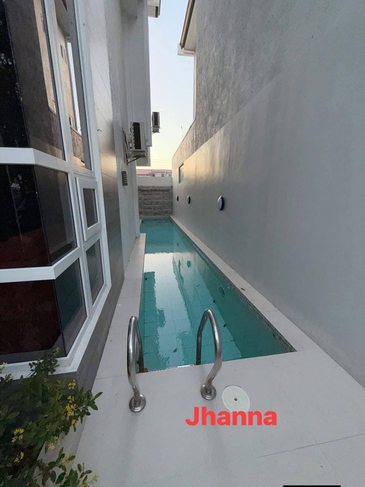 3 Storey House for Rent - photo 1