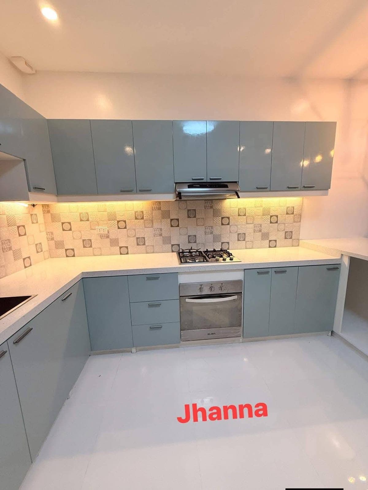 3 Storey House for Rent - photo 24