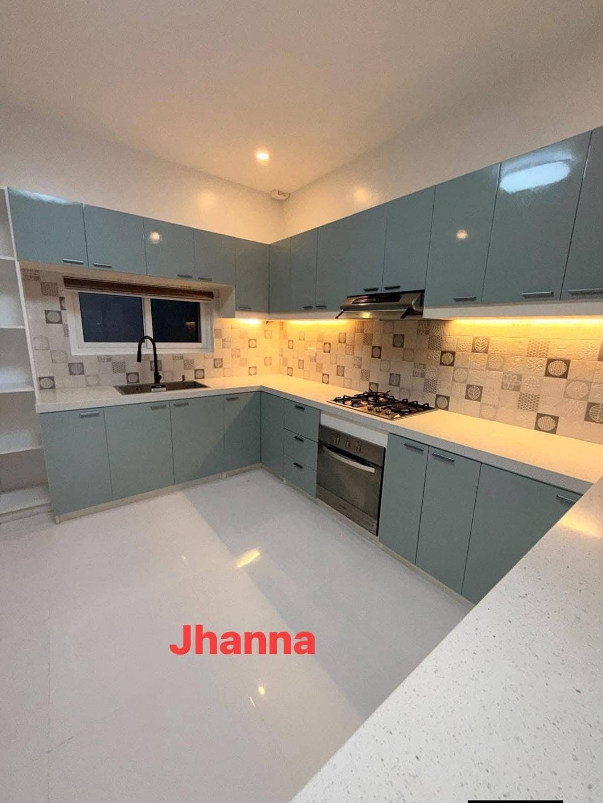 3 Storey House for Rent - photo 33