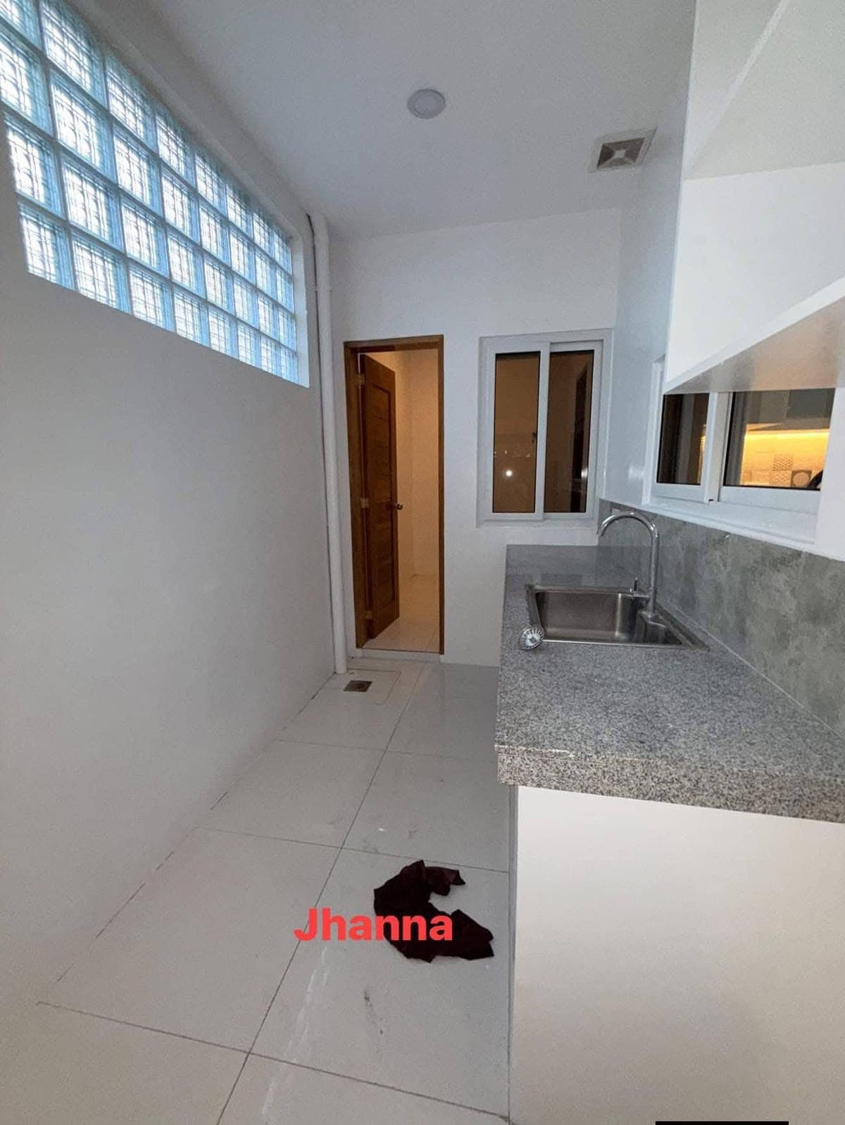 3 Storey House for Rent - photo 38