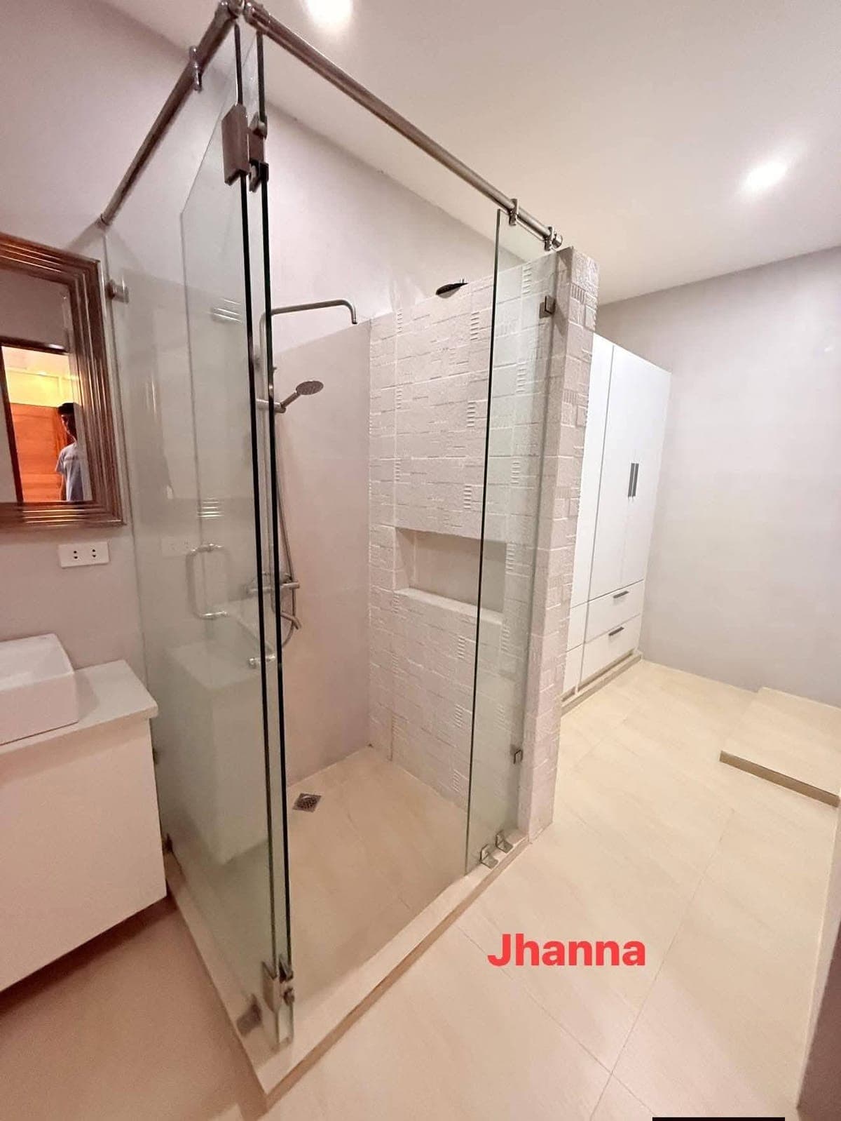 3 Storey House for Rent - photo 6