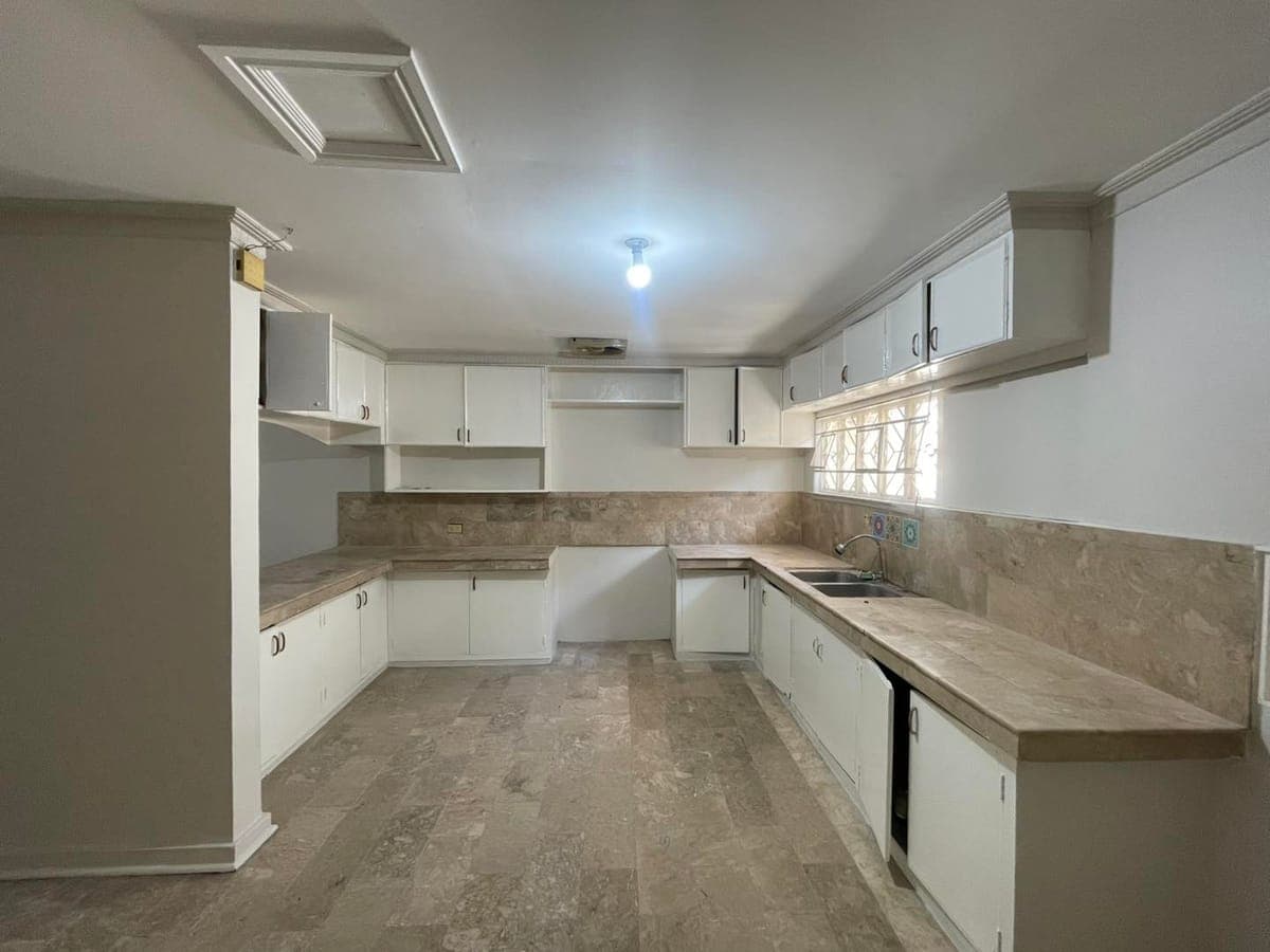 FOR RENT DUPLEX UNIT IN ANGELES CITY NEAR CLARK IDEAL FOR SMALL FAMILY - photo 4