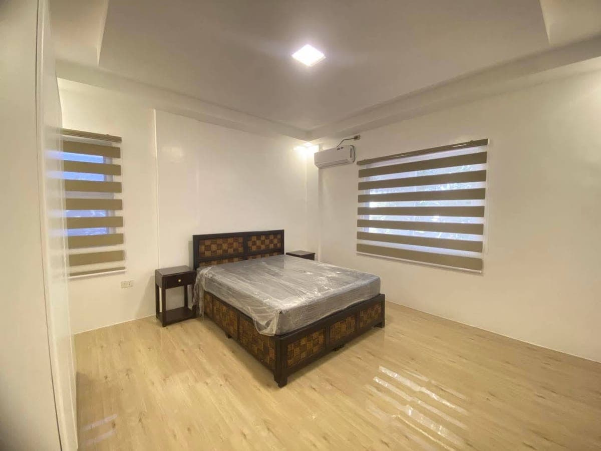 ‼️Brandnew House For Rent Near Clark ‼️ - photo 2