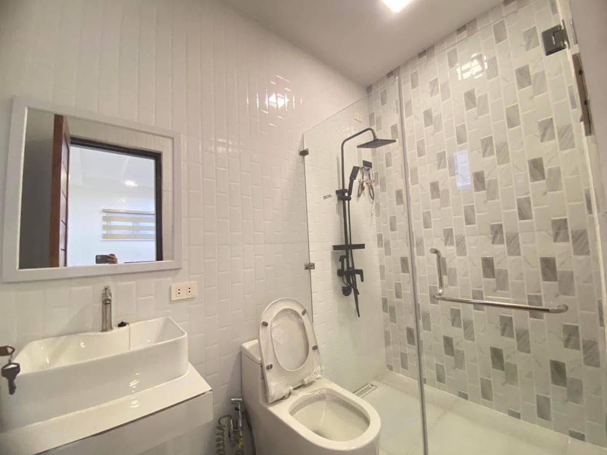 ‼️Brandnew House For Rent Near Clark ‼️ - photo 4