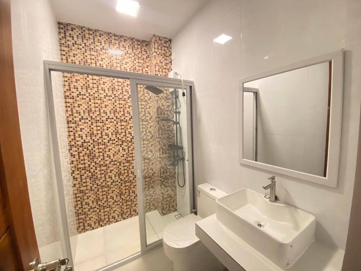 ‼️Brandnew House For Rent Near Clark ‼️ - photo 5