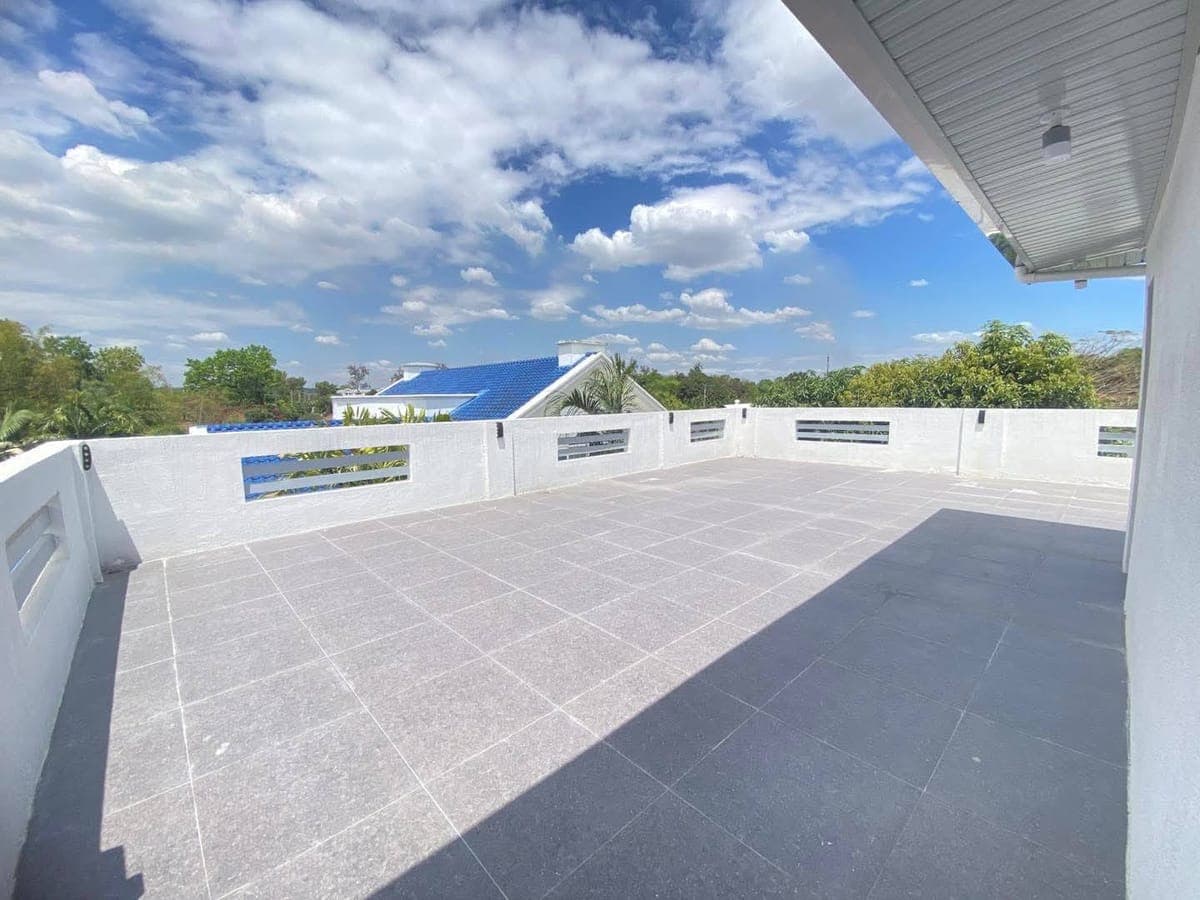 ‼️Brandnew House For Rent Near Clark ‼️ - photo 7