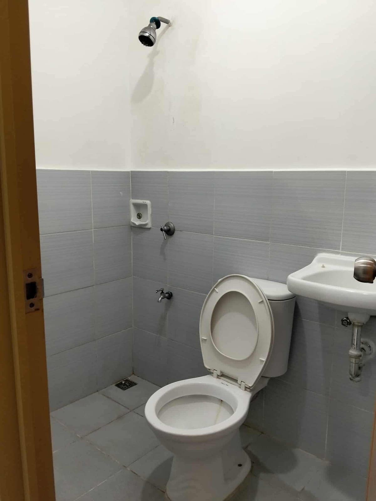 🏡 FOR RENT: Beautiful Home at Mabalacat, Subdivision! - photo 17